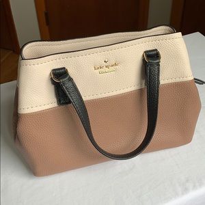 Kate Spade Convertible Handbag / Crossbody